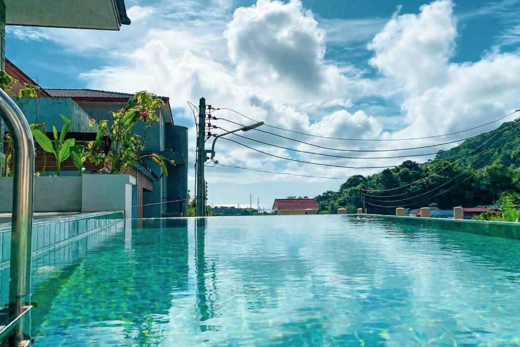 3 Bdr Pool Villa Patong 芭东3卧室泳池别墅 远海景 Exterior foto